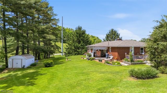 800 Arends Ridge Road, Marietta, OH 45750