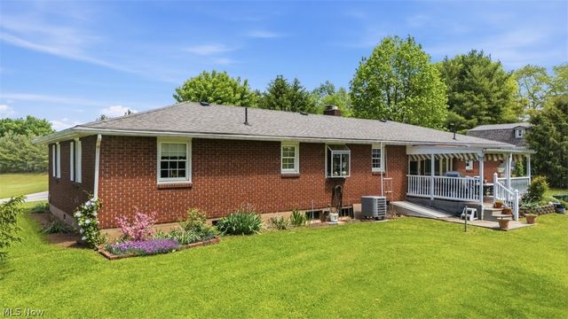 800 Arends Ridge Road, Marietta, OH 45750