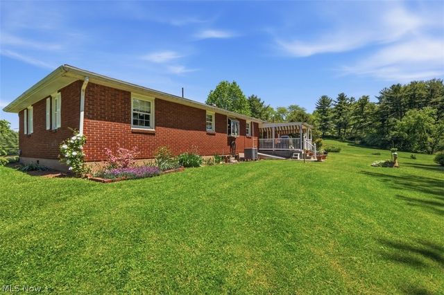 800 Arends Ridge Road, Marietta, OH 45750