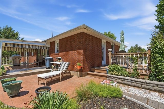 800 Arends Ridge Road, Marietta, OH 45750