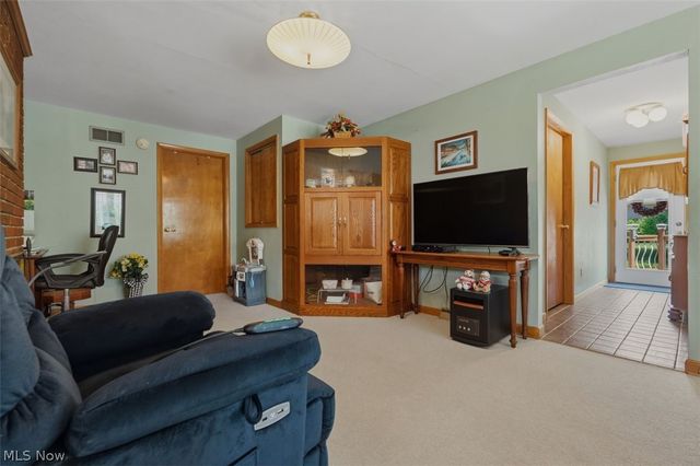 800 Arends Ridge Road, Marietta, OH 45750