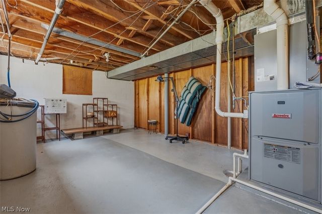 800 Arends Ridge Road, Marietta, OH 45750