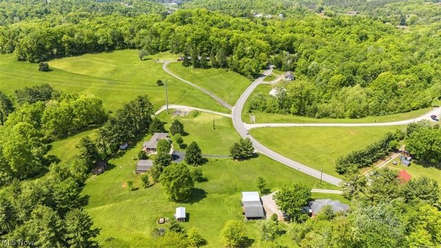 800 Arends Ridge Road, Marietta, OH 45750