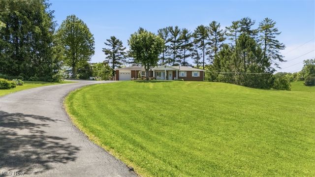 800 Arends Ridge Road, Marietta, OH 45750