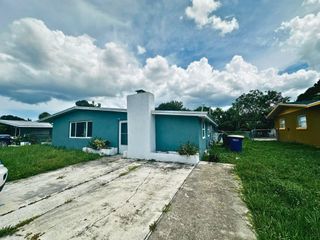 1013 Hispana Avenue, Fort Pierce, FL 34982