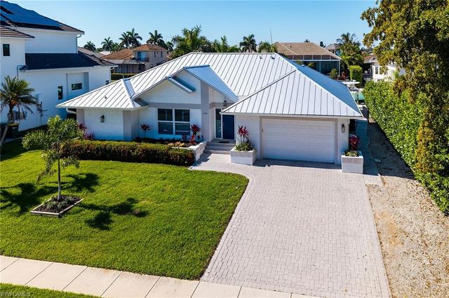 1609 Villa CT, Marco Island, FL 34145