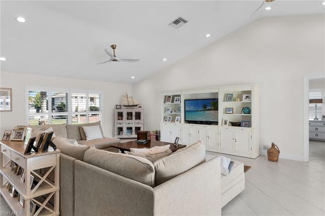 1609 Villa CT, Marco Island, FL 34145
