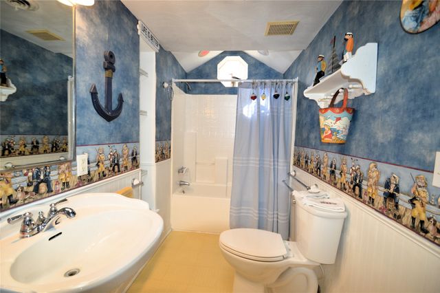 13478 OLD LAKE Road 15, East Springfield, PA 16411