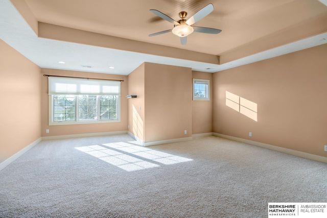 5138 Dodge Street, Omaha, NE 68132