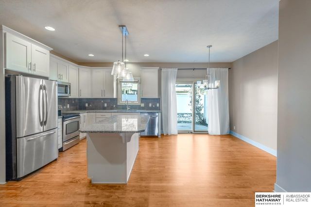 5138 Dodge Street, Omaha, NE 68132