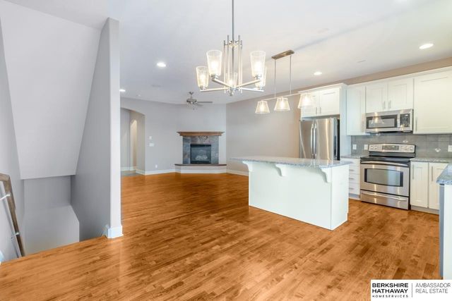 5138 Dodge Street, Omaha, NE 68132