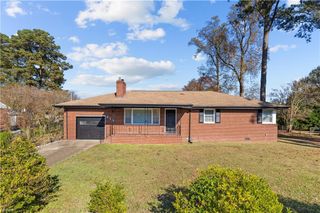 213 Mayflower RD, Portsmouth, VA 23701