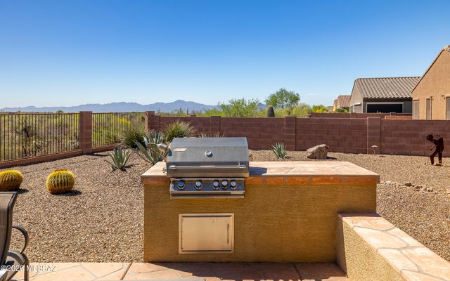 12766 N Gentle Rain Drive, Marana, AZ 85658