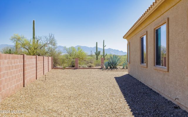 12766 N Gentle Rain Drive, Marana, AZ 85658