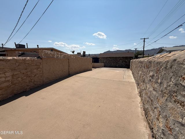 3731 JEFFERSON Avenue, El Paso, TX 79930
