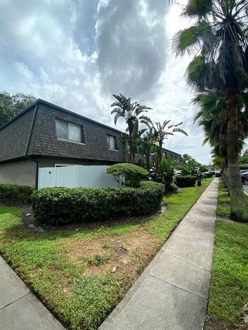 1954 CONWAY ROAD 7, Orlando, FL 32812