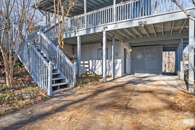 889 Big Ridge Road, Franklin, NC 28734