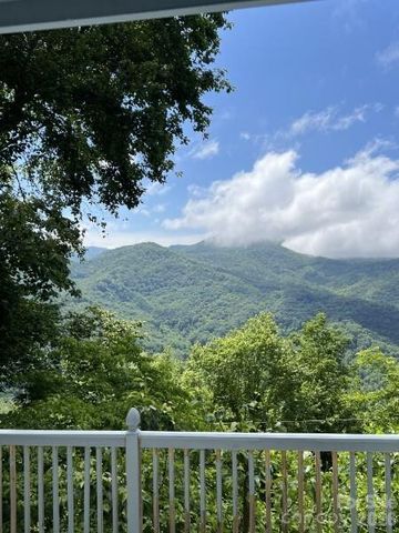 889 Big Ridge Road, Franklin, NC 28734