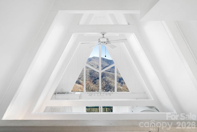 889 Big Ridge Road, Franklin, NC 28734