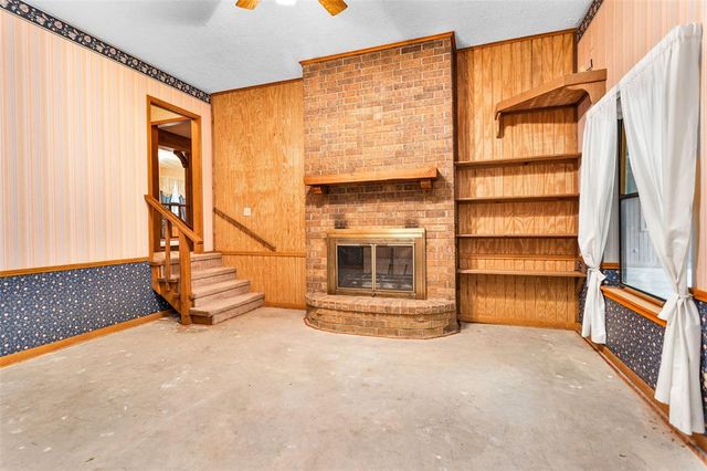 24614 Spruce, Huntsville, TX 77320