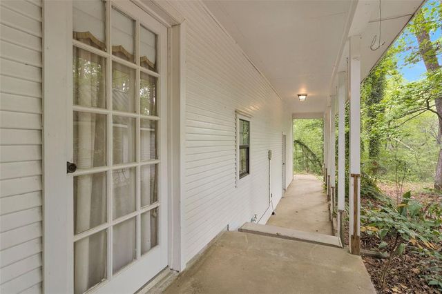 24614 Spruce, Huntsville, TX 77320