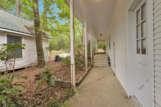 24614 Spruce, Huntsville, TX 77320