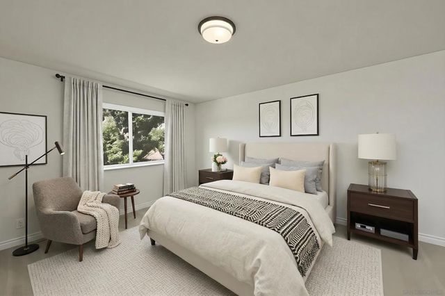 9949 Erma Rd 203, San Diego, CA 92131