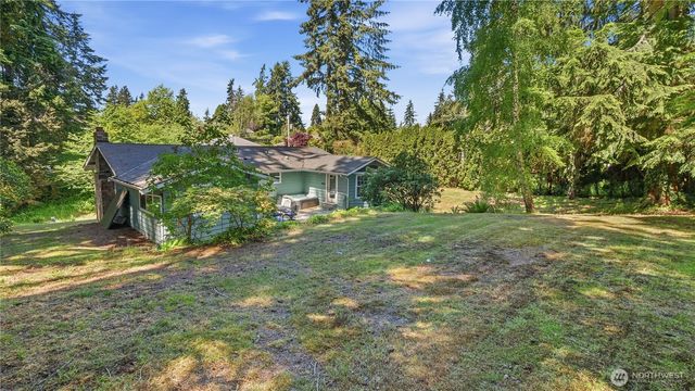 18427 Homeview Drive, Edmonds, WA 98026