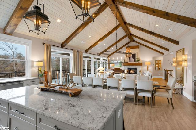 300 Lakecrest Drive, Greer, SC 29651