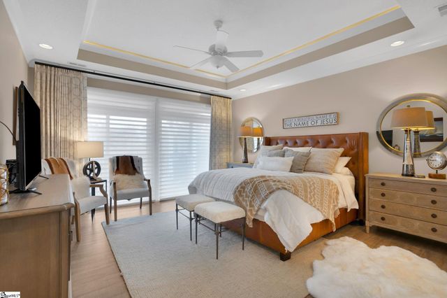 300 Lakecrest Drive, Greer, SC 29651