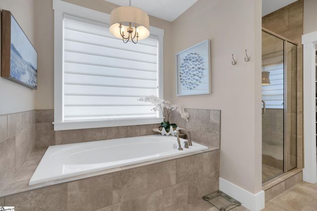 300 Lakecrest Drive, Greer, SC 29651