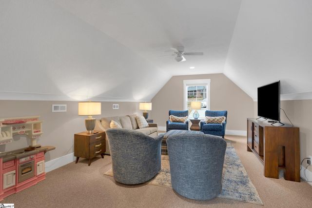 300 Lakecrest Drive, Greer, SC 29651