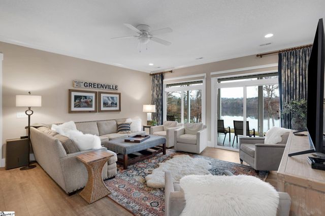 300 Lakecrest Drive, Greer, SC 29651