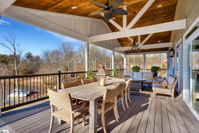 300 Lakecrest Drive, Greer, SC 29651