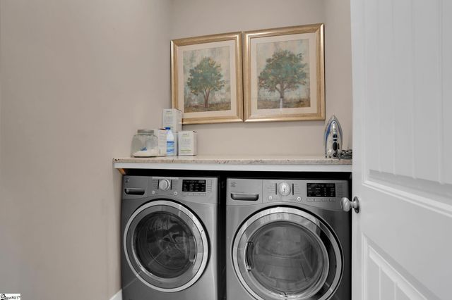 300 Lakecrest Drive, Greer, SC 29651