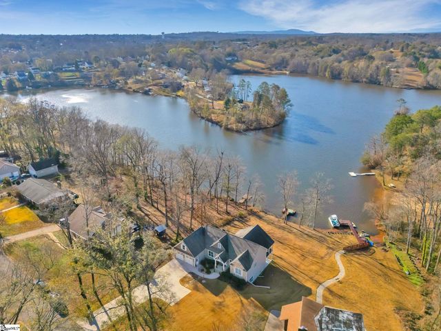 300 Lakecrest Drive, Greer, SC 29651
