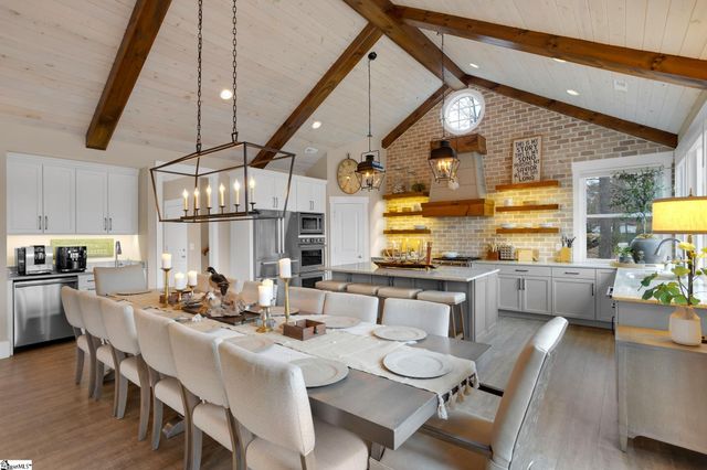 300 Lakecrest Drive, Greer, SC 29651