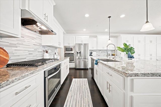 1080 Broken Spoke Ln, Roseville, CA 95747
