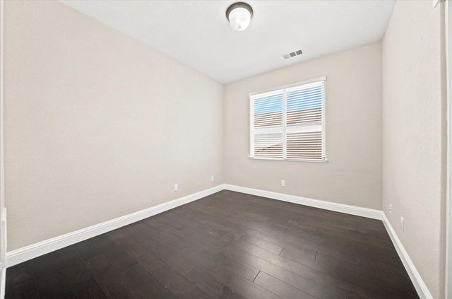 1080 Broken Spoke Ln, Roseville, CA 95747