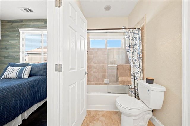 1080 Broken Spoke Ln, Roseville, CA 95747