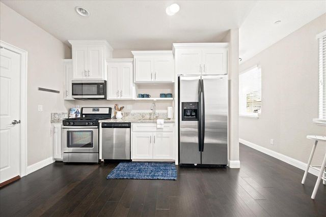 1080 Broken Spoke Ln, Roseville, CA 95747