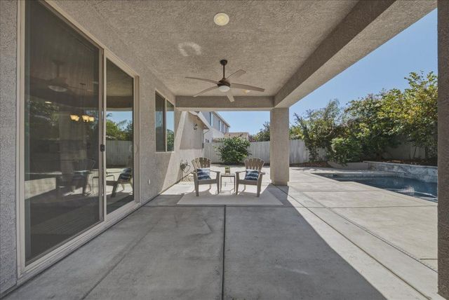 1080 Broken Spoke Ln, Roseville, CA 95747