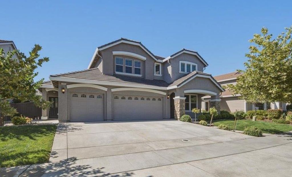 1080 Broken Spoke Ln, Roseville, CA 95747