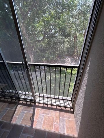 900 SW 142nd Avenue 202l, Pembroke Pines, FL 33027