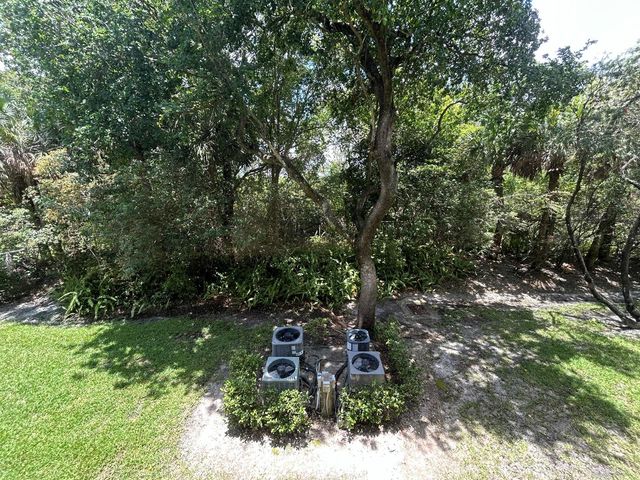 900 SW 142nd Avenue 202l, Pembroke Pines, FL 33027