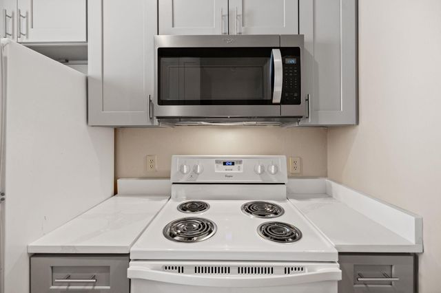 712 GRAHAM PL 302, Austin, TX 78705