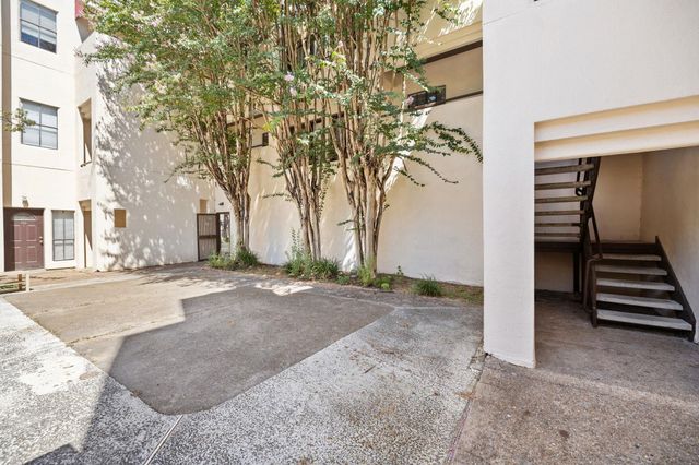 712 GRAHAM PL 302, Austin, TX 78705