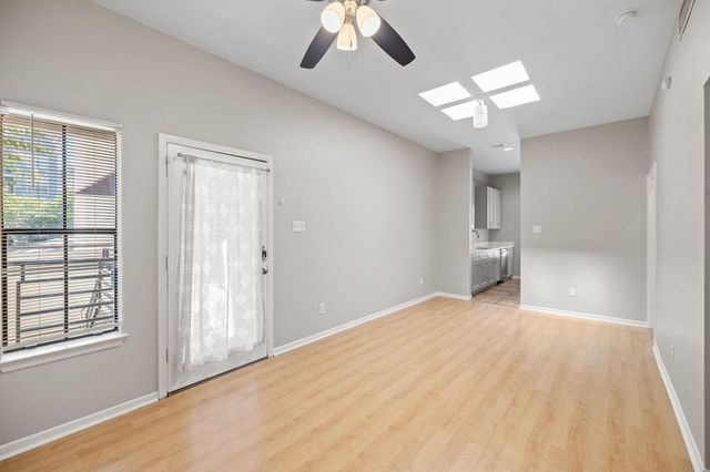 712 GRAHAM PL 302, Austin, TX 78705