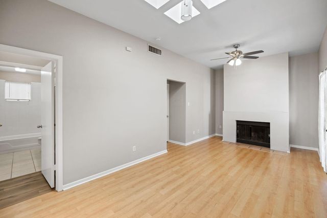 712 GRAHAM PL 302, Austin, TX 78705