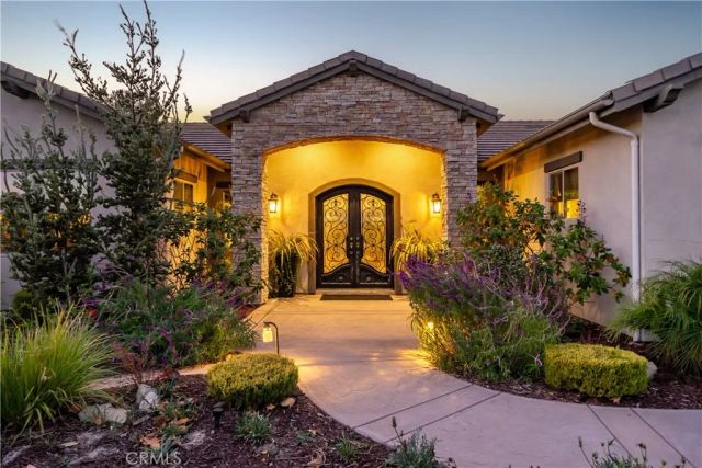 701 White Court, Arroyo Grande, CA 93420